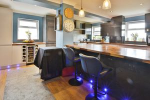 Photo 23- click for photo gallery